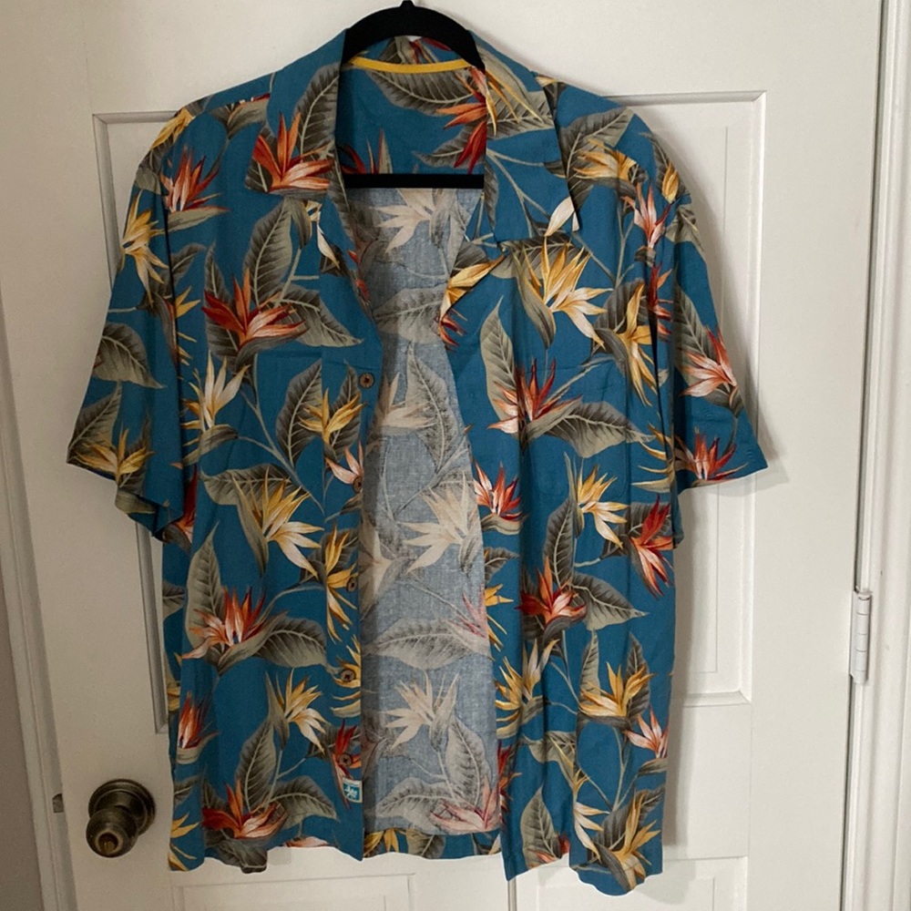 XL Caribbean Short Sleeve Button Down